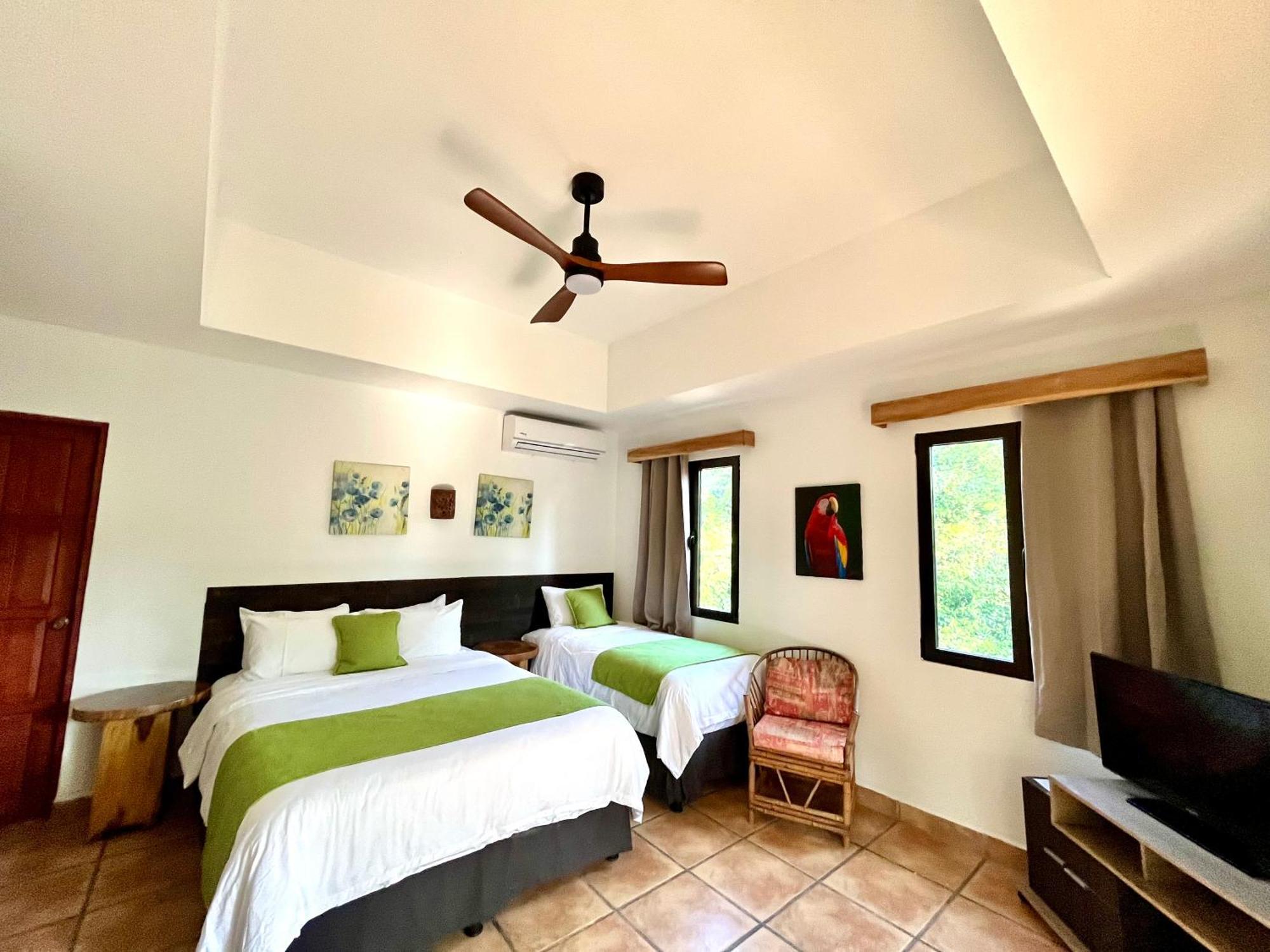 Hotel Cantarana Playa Grande Exterior foto